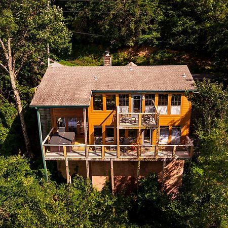 Elevista - Quaint&Private-Views-Hottub-Pooltable-Bears-3 Clubhouse Pools Villa Gatlinburg Bagian luar foto
