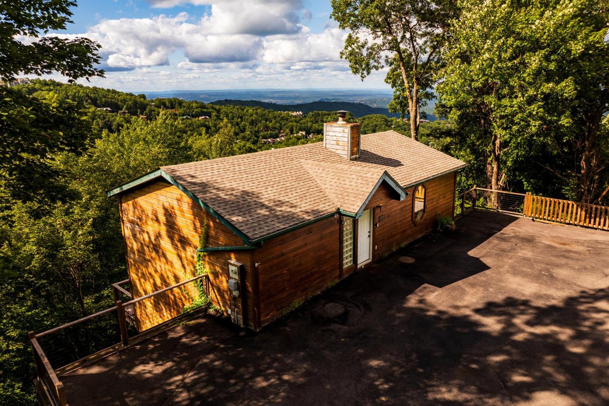 Elevista - Quaint&Private-Views-Hottub-Pooltable-Bears-3 Clubhouse Pools Villa Gatlinburg Bagian luar foto