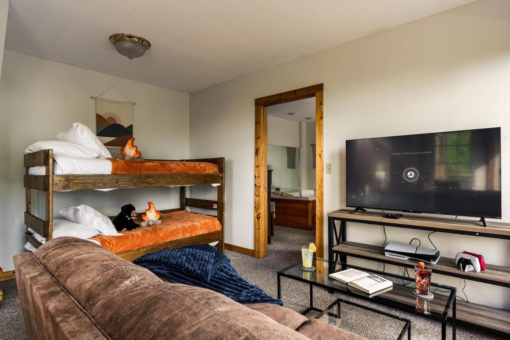 Elevista - Quaint&Private-Views-Hottub-Pooltable-Bears-3 Clubhouse Pools Villa Gatlinburg Bagian luar foto