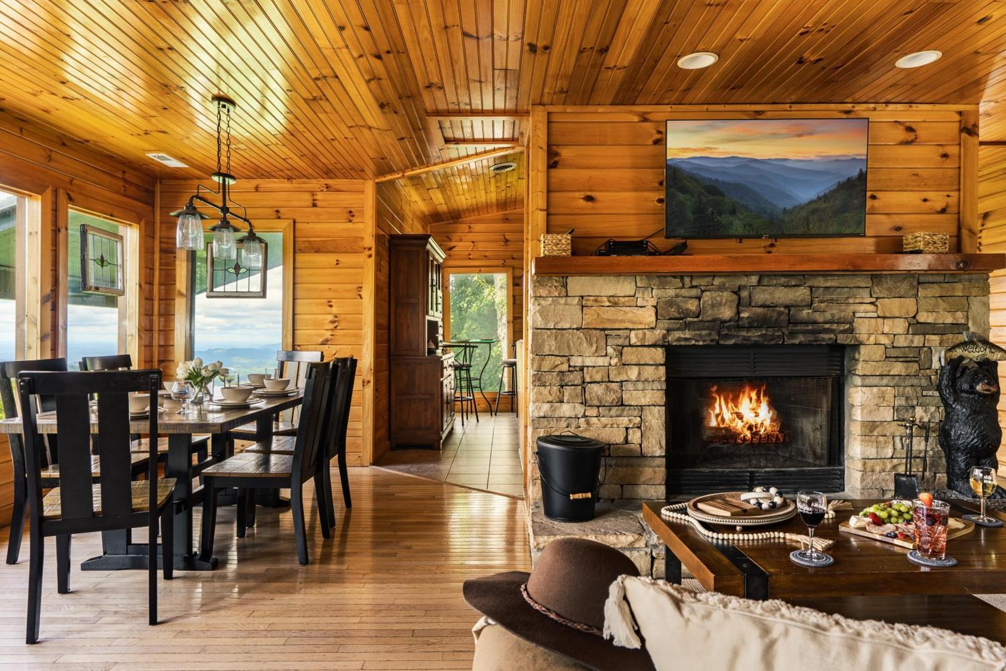 Elevista - Quaint&Private-Views-Hottub-Pooltable-Bears-3 Clubhouse Pools Villa Gatlinburg Bagian luar foto