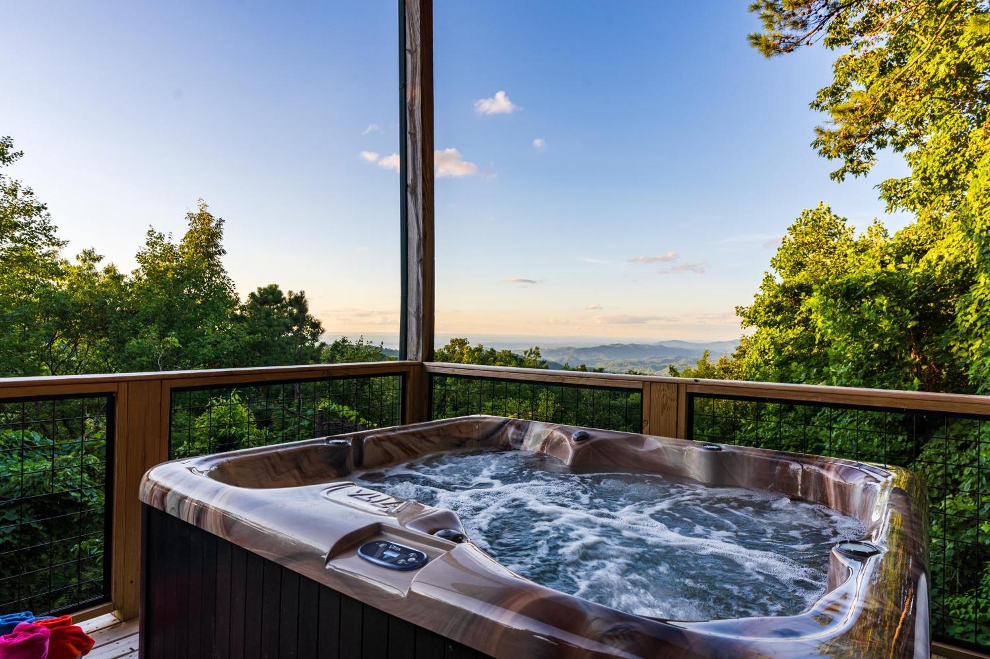 Elevista - Quaint&Private-Views-Hottub-Pooltable-Bears-3 Clubhouse Pools Villa Gatlinburg Bagian luar foto