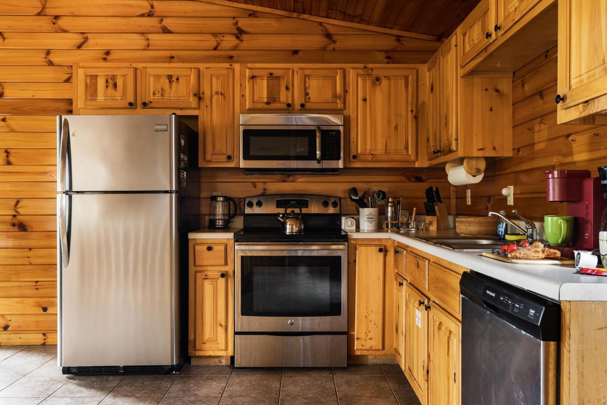 Elevista - Quaint&Private-Views-Hottub-Pooltable-Bears-3 Clubhouse Pools Villa Gatlinburg Bagian luar foto